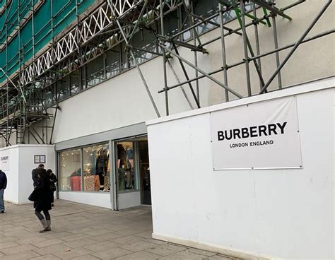 burberry outlet uk london|burberry factory shop london.